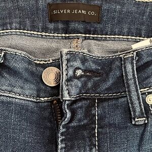 Silver Jeans Women's Suki  Straight Jeans